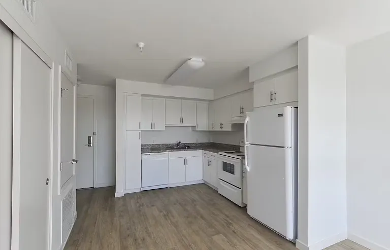 722 E Washington Blvd — Photo 1