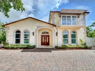 117 NW 8th St, Boca Raton, FL 33432