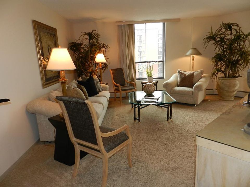 1st image of 6615 Lake Shore Dr #804