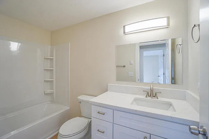 816 SE Olympia Dr — Photo 12