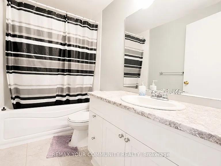 210 Highland Cres #19 — Photo 22
