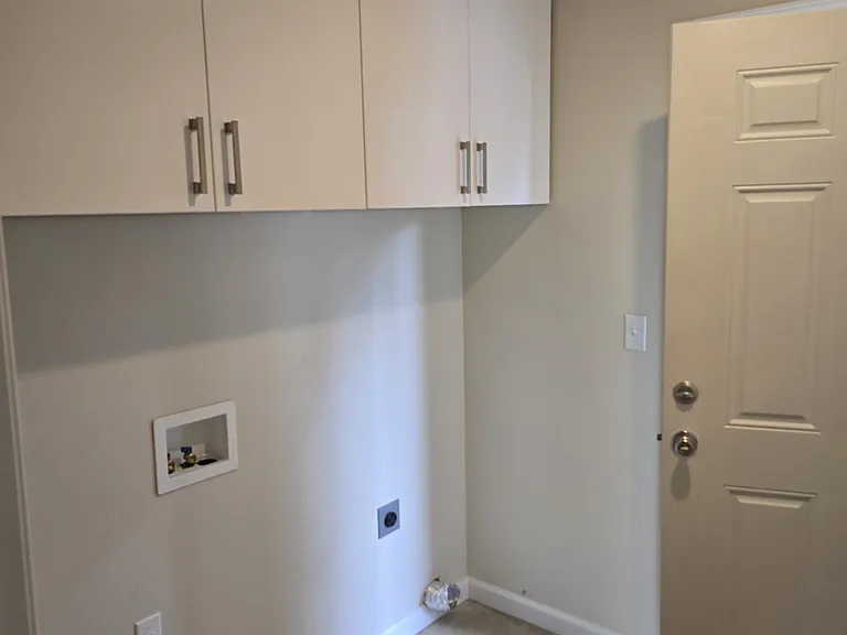 235 Bridge St — Photo 5