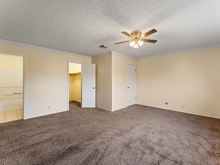 6863 Cypress Mist Dr — Photo 11