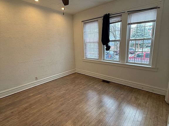 3rd image of 4817 S Paulina St #1