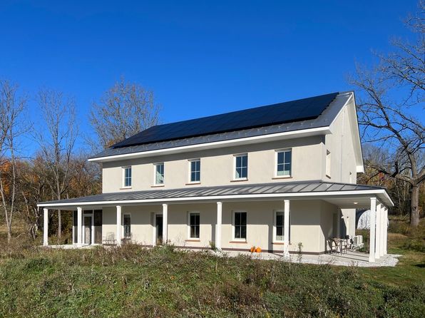 13 Bellwether Pl