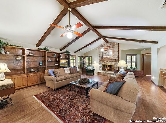 4th image of 25310 Starling Dr