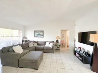 12302 SW 111th S Canal Street Rd, Miami, FL 33186