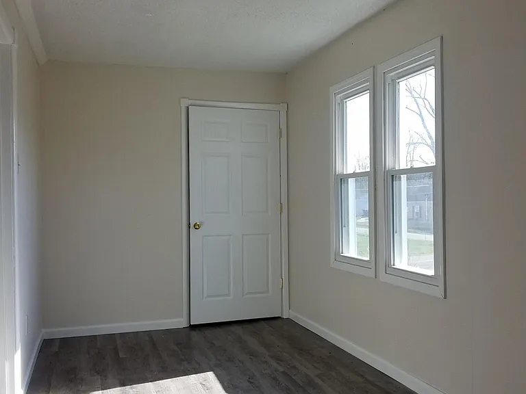2856 Main St — Photo 5