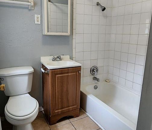 4th image of 1325 37th St S