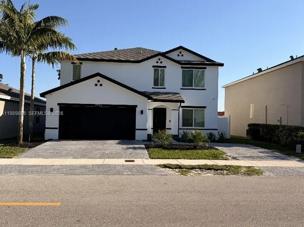 1236 NW 208th St, Miami Gardens, FL 33169