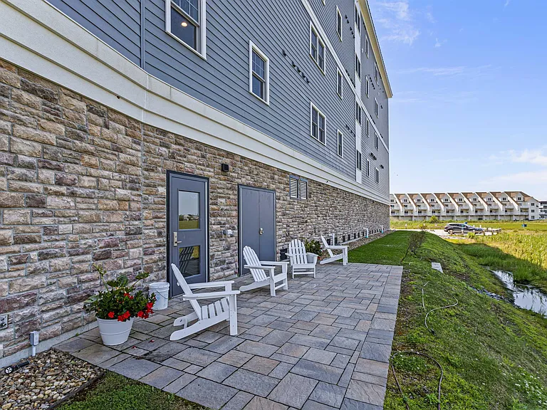 535 Ocean Blvd #403 — Photo 46