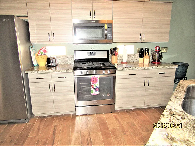 78933 Oasis Spring Ln — Photo 9