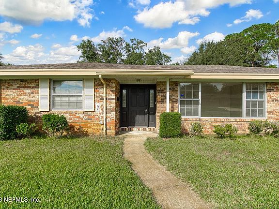 3rd image of 8153 MESSINA Drive