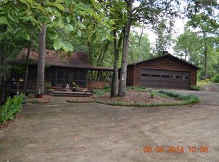 114 Camellia Ln, Box Springs, GA 31801