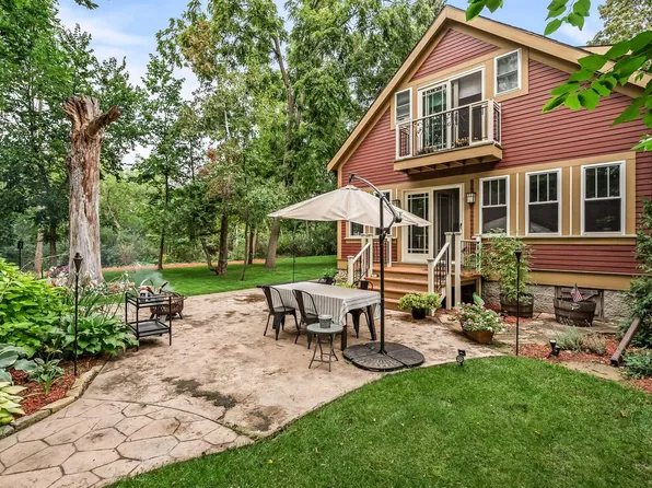 515 Hawthorne AVENUE, South Milwaukee, WI 53172