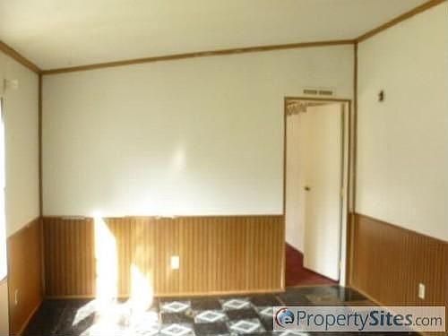 2nd image of 607 Grouse Hollow Ln