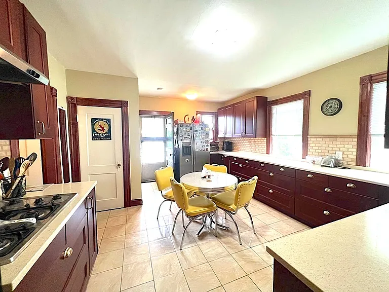 29 Richie Rd — Photo 12