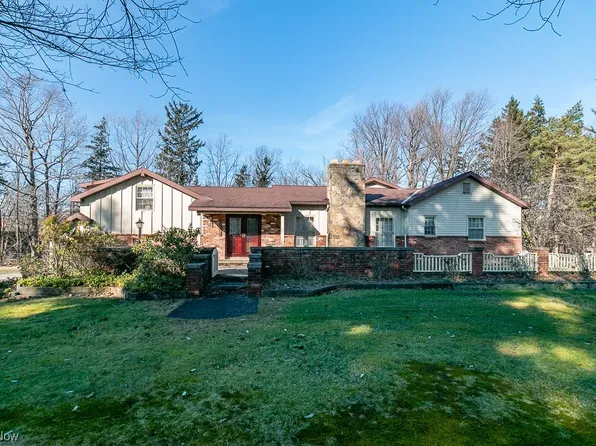 36851 Eagle Rd, Willoughby Hills, OH 44094