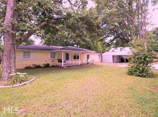 5663 N Lake Dr, Morrow, GA 30260