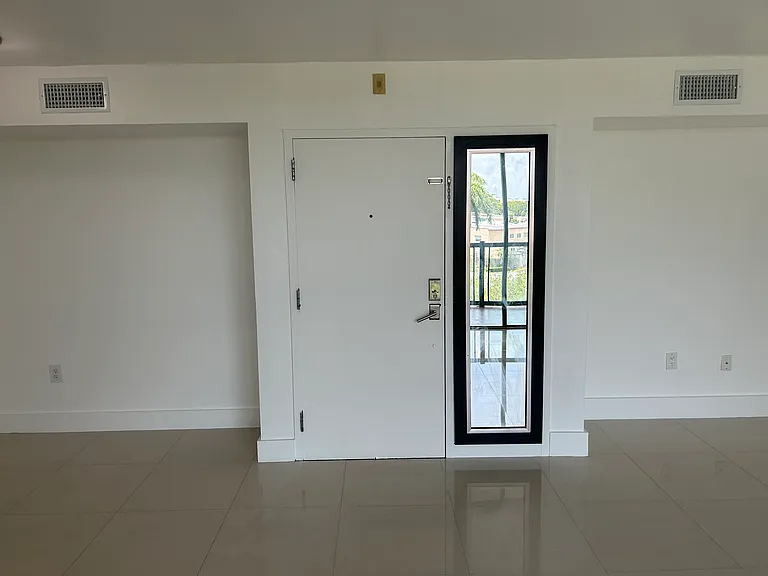 2075 SW 122nd Ave #409 — Photo 14