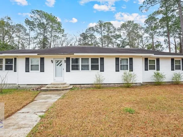 535 S 4th St, Jesup, GA 31545