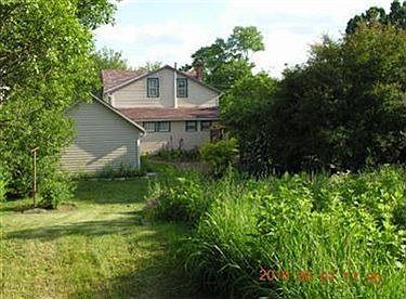 2nd image of 102 E Loudon Ave