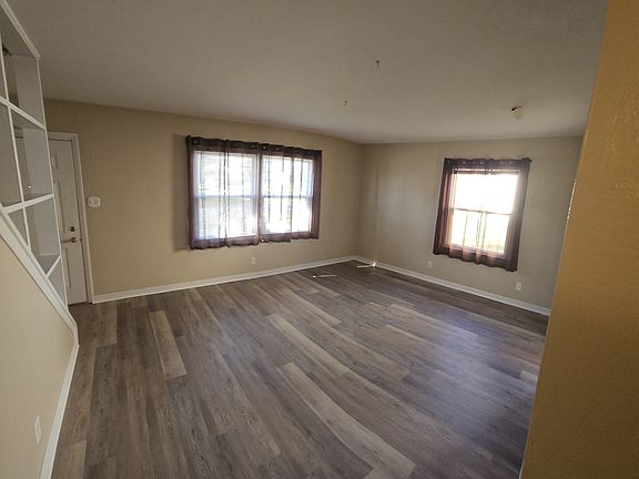 3rd image of 1529 Myrtle Ave