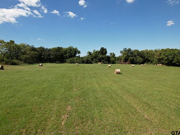 4th image of 4 County Road 4612
