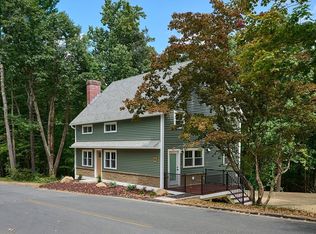 74 Lead Mine Rd, Southampton, MA 01073