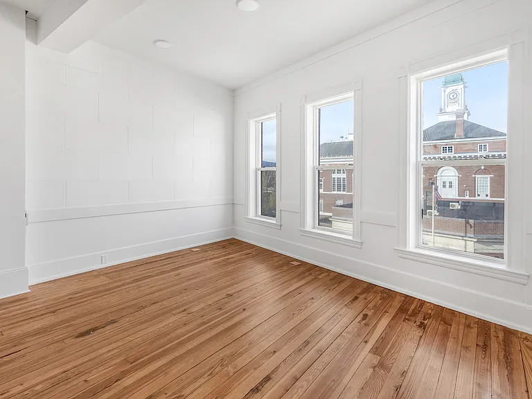 Cates Block Apartments — Photo 23