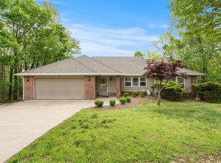10 Youngblood Ln, Bella Vista, AR 72715