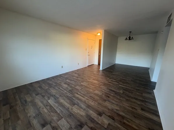200 High Meadows Blvd