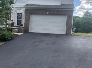 229 Broadstone Dr, Mars, PA 16046
