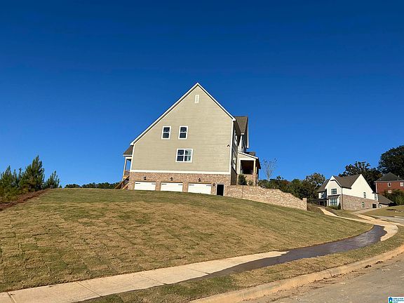 7th image of this home