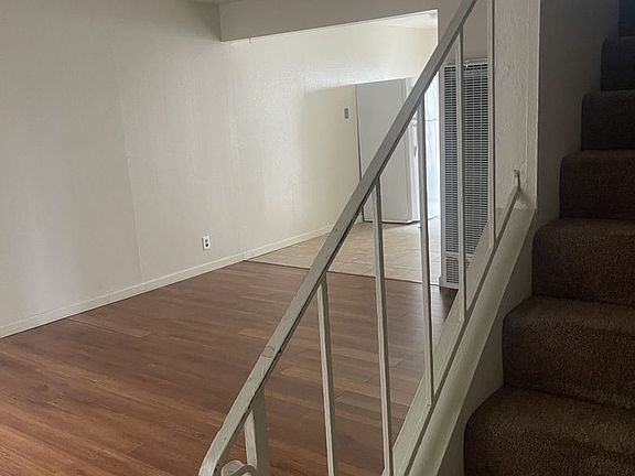4th image of 29163 Dixon St APT 17