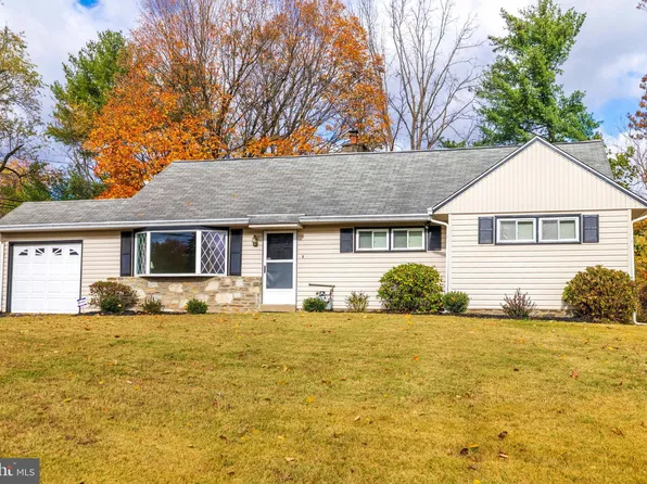 1054 Marie Rd, Jenkintown, PA 19046