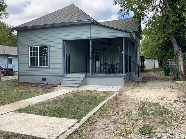 1st image of 2413 Leal St