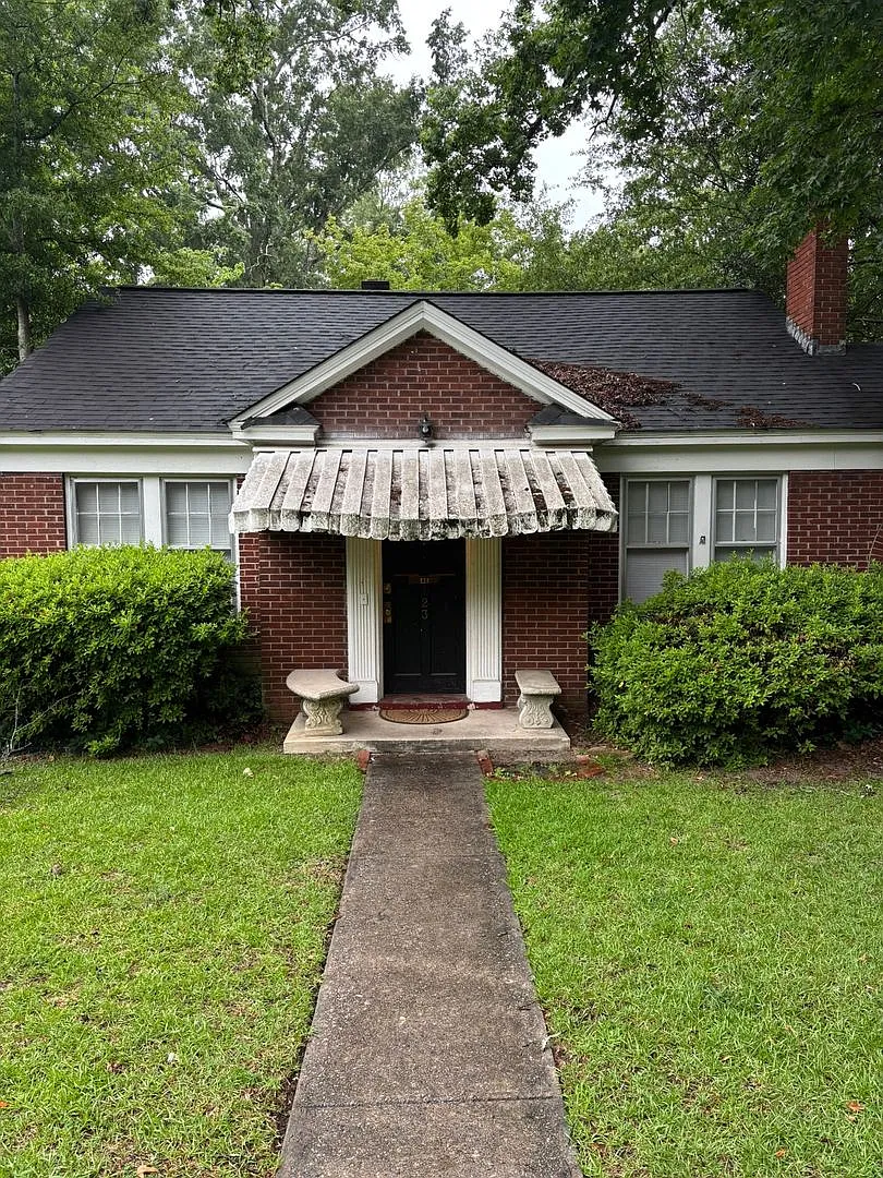 3 Bed 2 Bath near 5 points — Photo 1