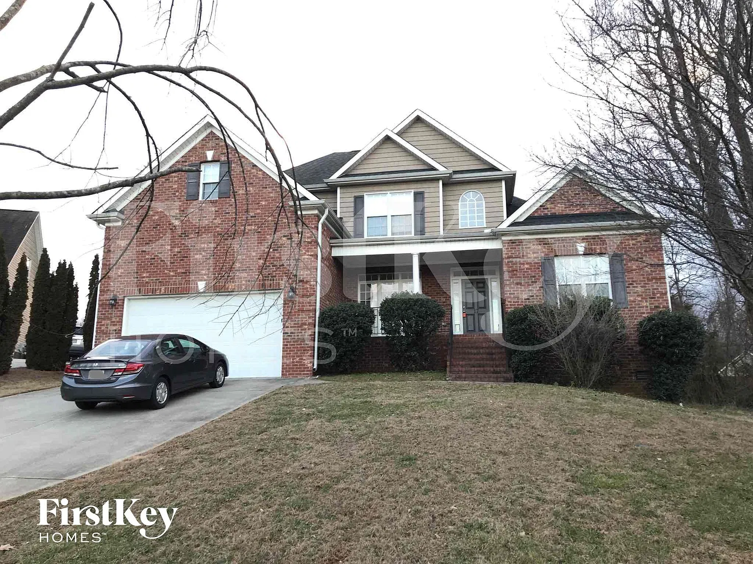 3 bed, 2.5 bath, 2390 sqft, $2,585 — Photo 1