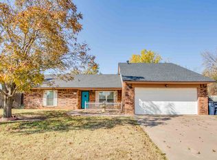 4222 Patrick Henry Pl, Enid, OK 73703