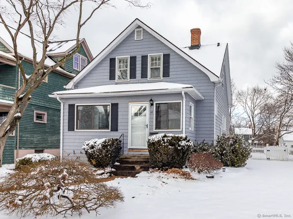 28 Clearview Avenue, West Hartford, CT 06119