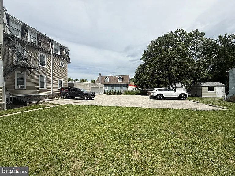 919 12th Ave #3B — Photo 1