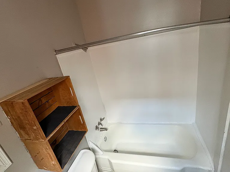 1352 Neil Ave #A — Photo 16