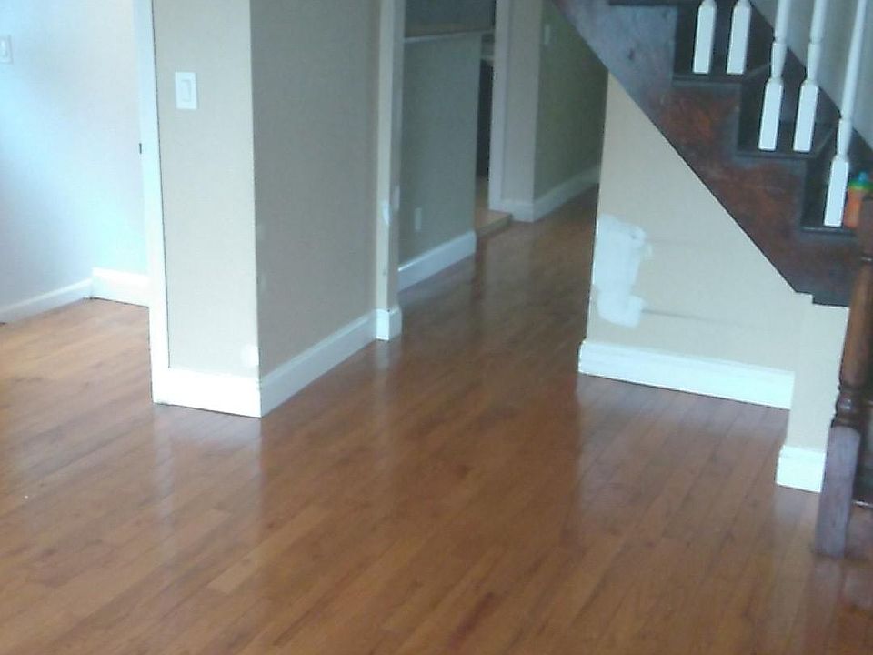 2nd image of 8524 101st St Floor 2