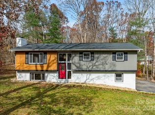 47 Pensacola Ave, Arden, NC 28704