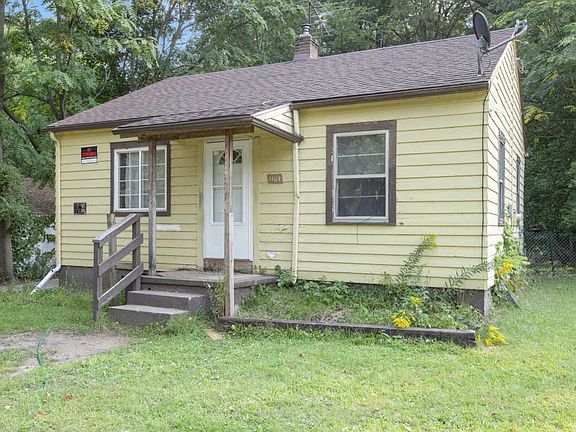 2nd image of 1104 Fairbanks Ave