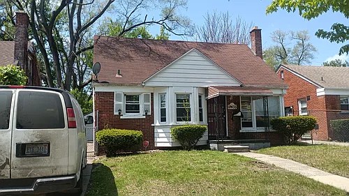 18435 Sunderland Rd Photo 1