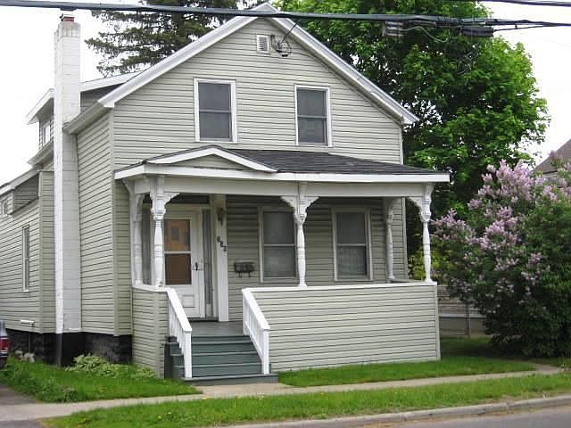 1st image of 528 New York Ave