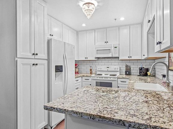 2nd image of 11255 Tierrasanta Blvd Unit 81
