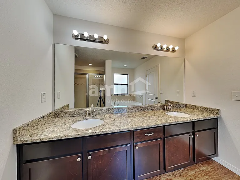 11861 Thicket Wood Dr — Photo 14